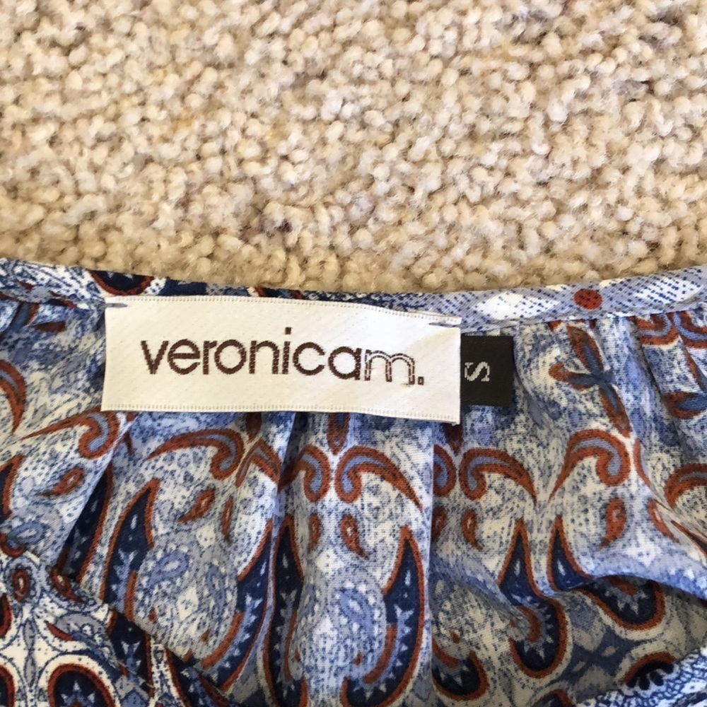 Veronicam blue and red shirt size small - Picture 4 of 4